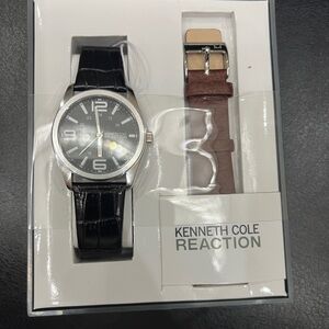 Kenneth Cole Reaction Men’s Watch Gift Set